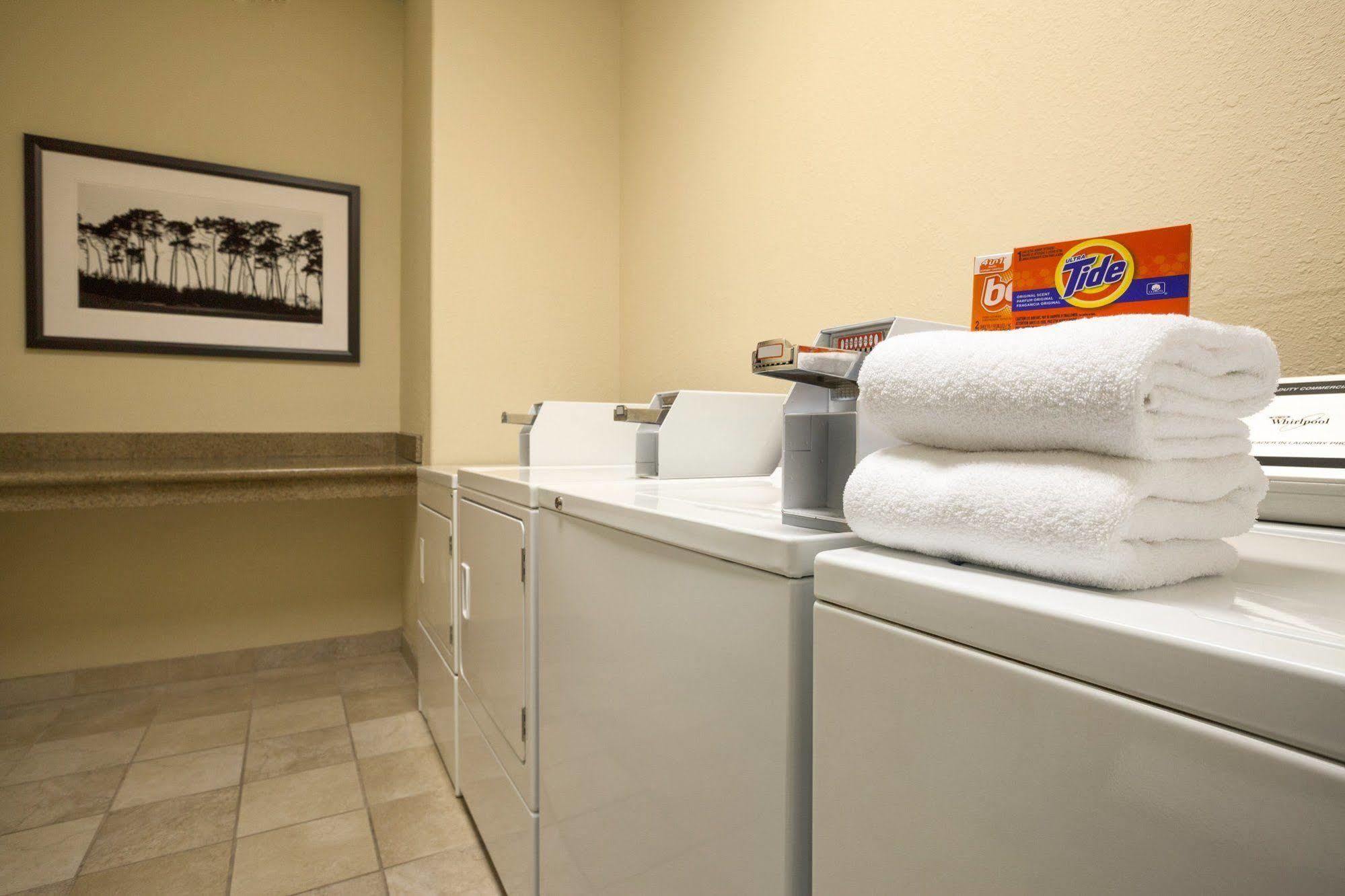 Country Inn & Suites By Radisson, Elk River, Mn ภายนอก รูปภาพ