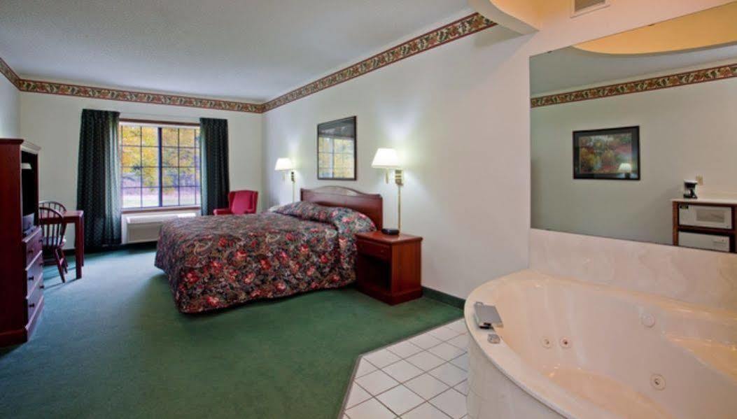 Country Inn & Suites By Radisson, Elk River, Mn ภายนอก รูปภาพ